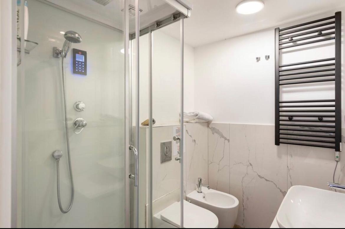 Roma Private Rooms Kültér fotó